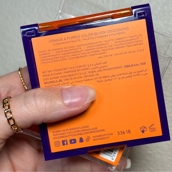 Huda Beauty Color Block Eye Palette - Orange + Purple - Picture 5 of 5